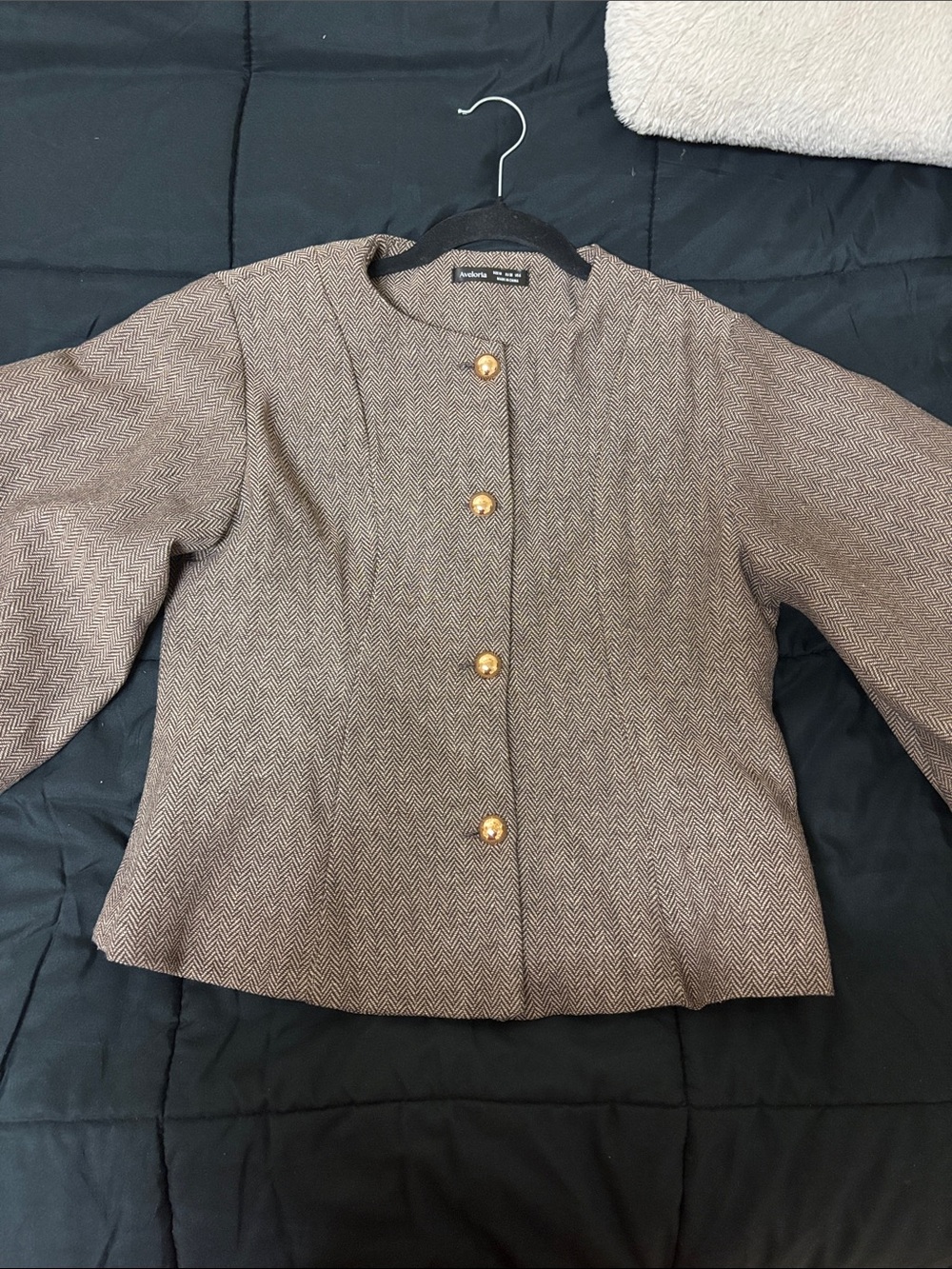 Tahari Taupe Brown Herringbone Collarless Button Blazer